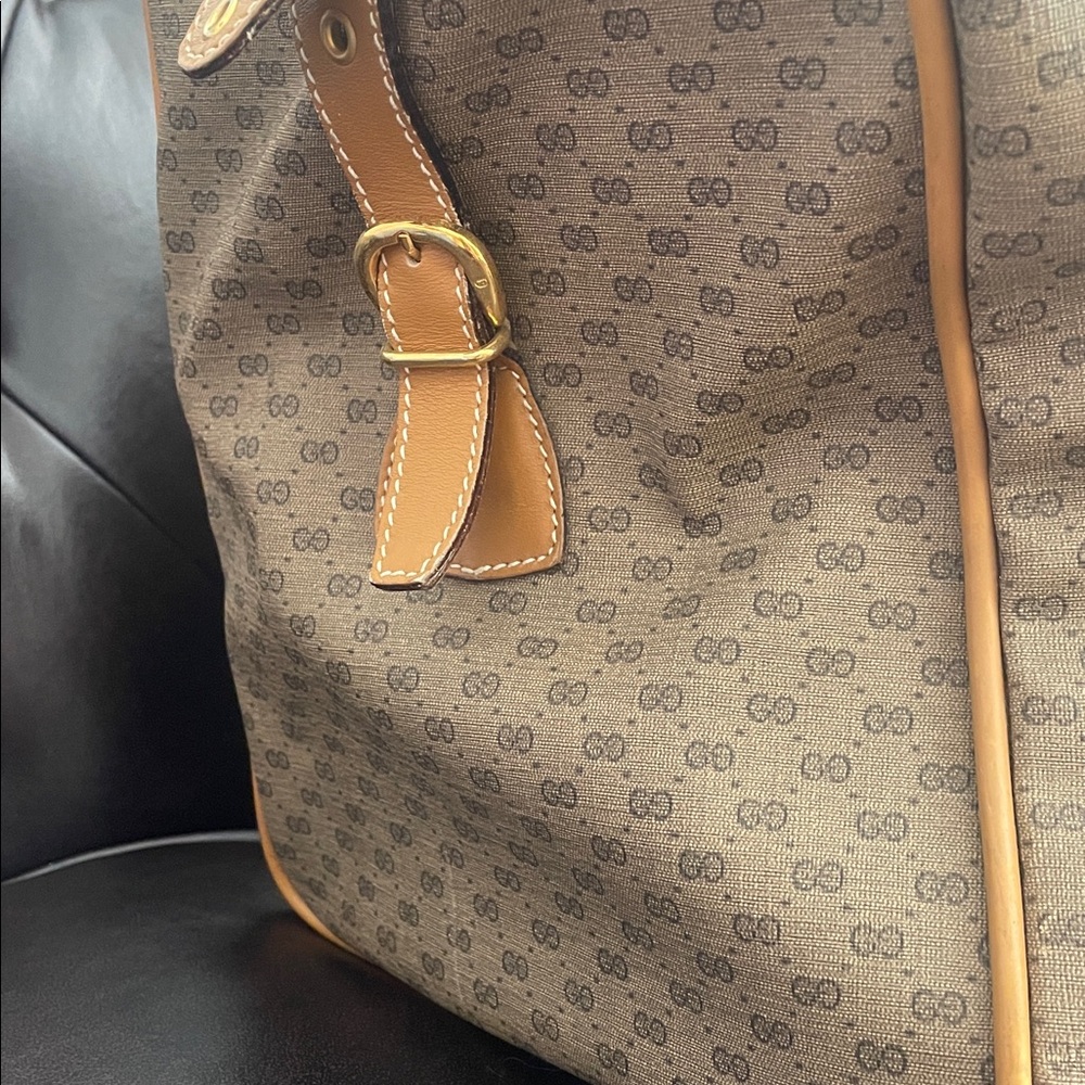 Gucci Monogram Duffel Bag - Picture 4 of 15